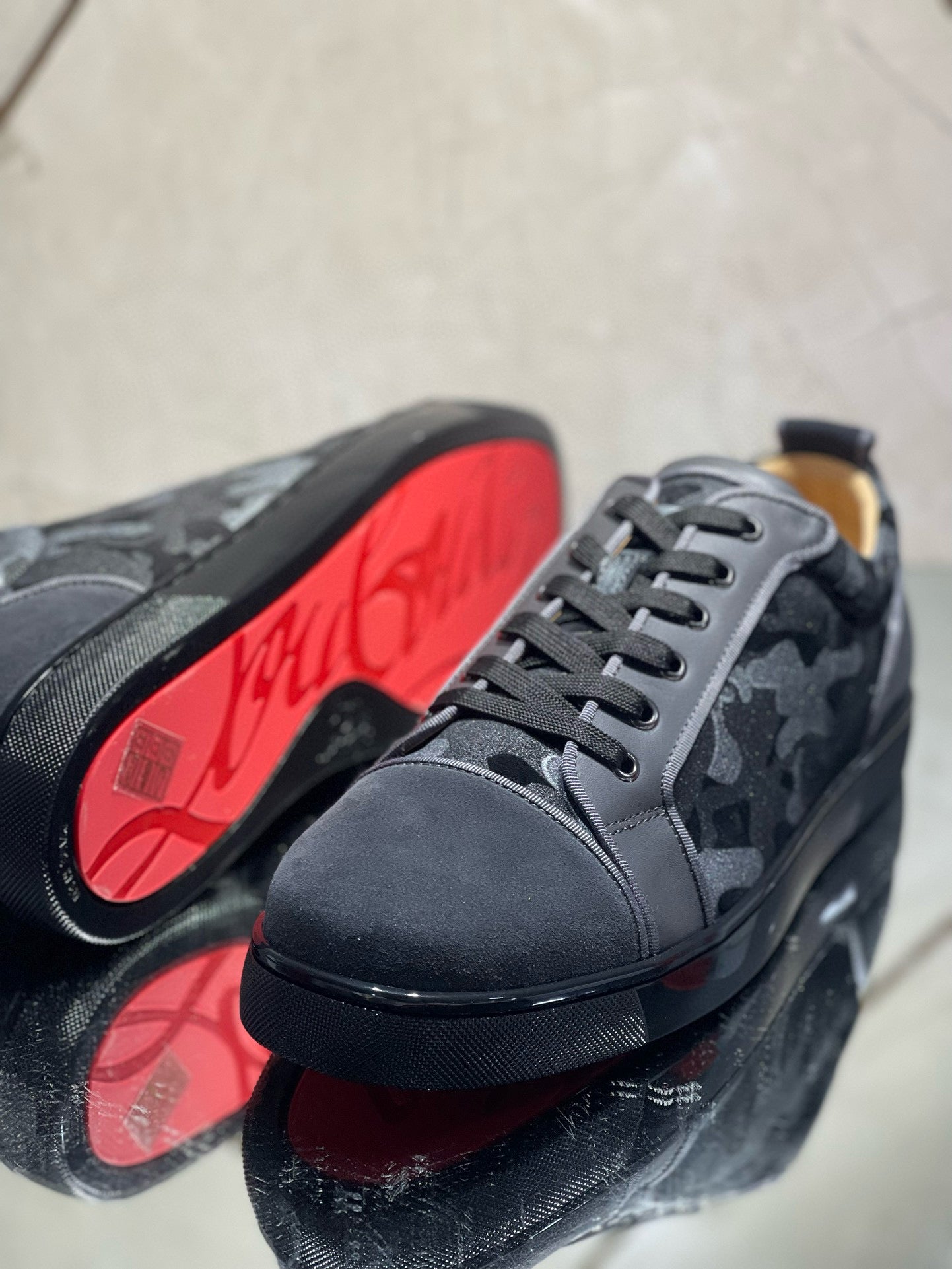 Zapatilla Christian Louboutin