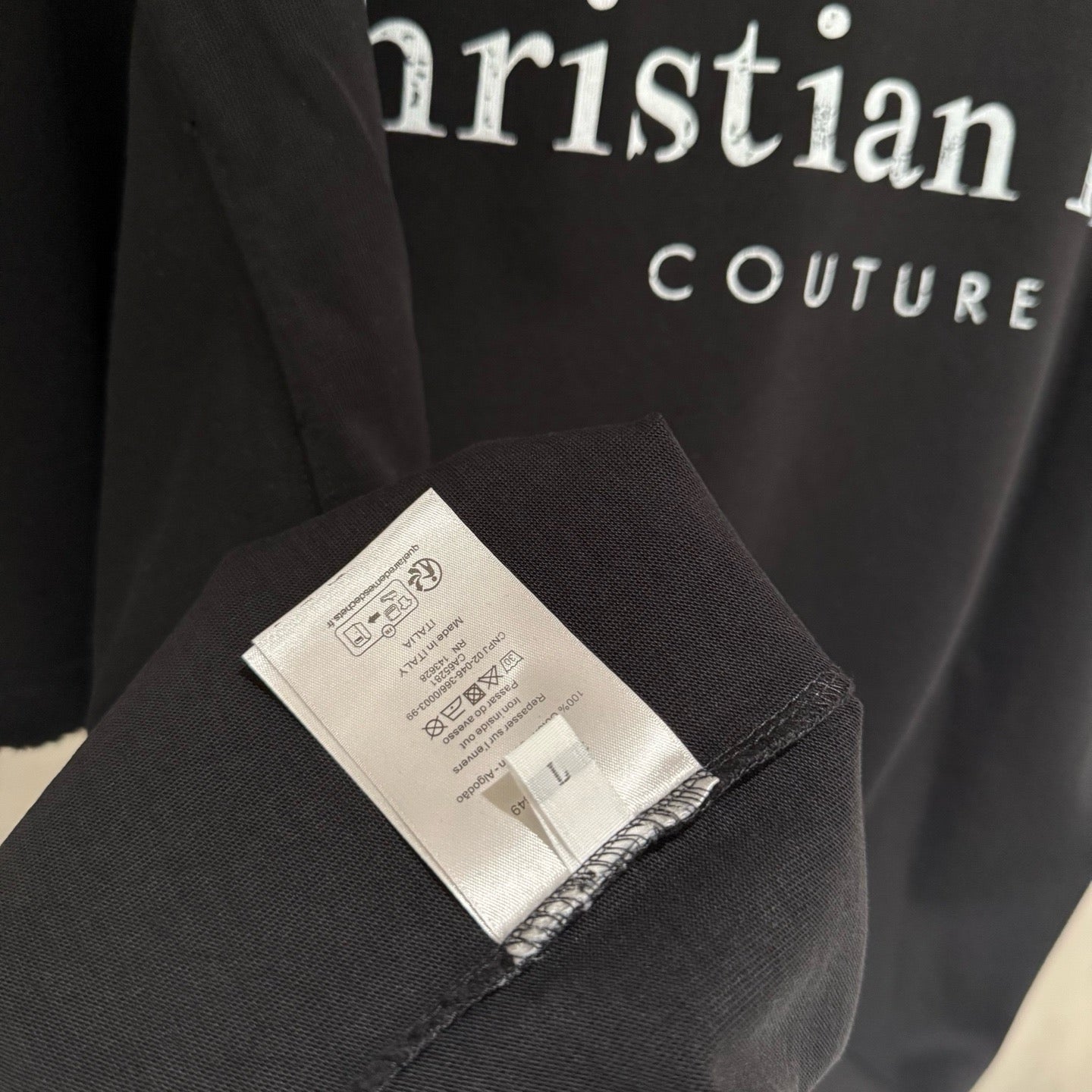 Dior T-shirt