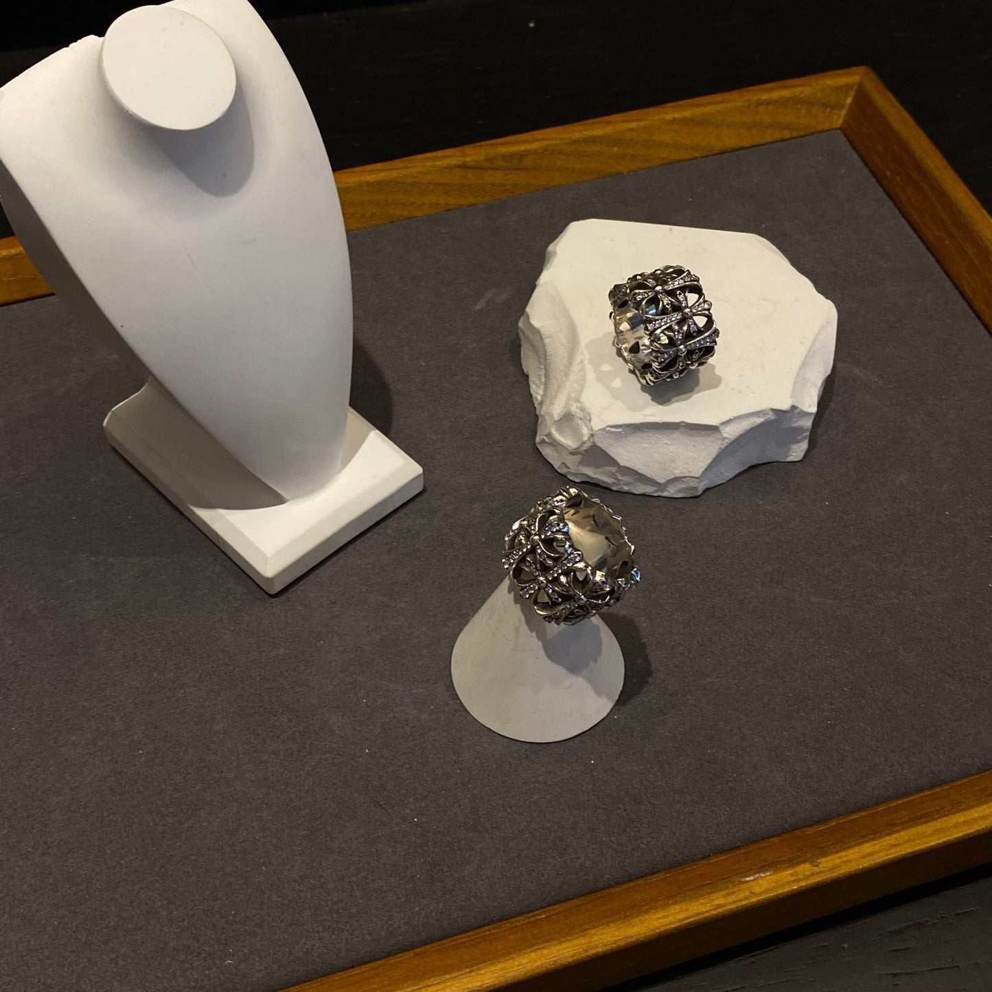 Anillo Corazones Cromados