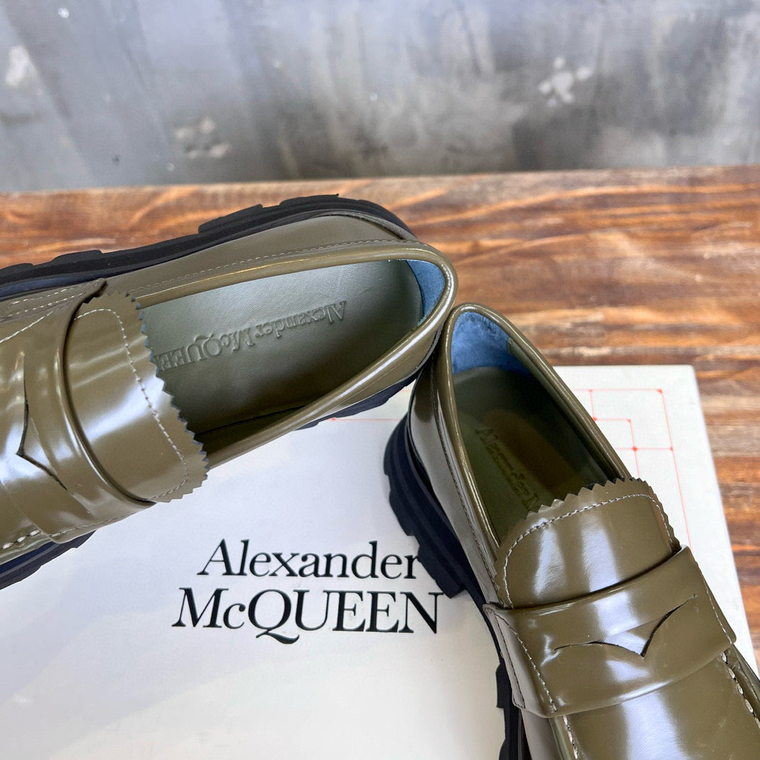 Alexander McQueen Loafer
