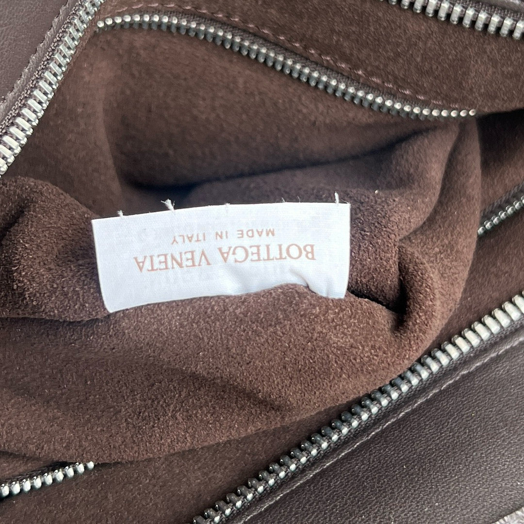 BV Woven Bag 38x24x2CM