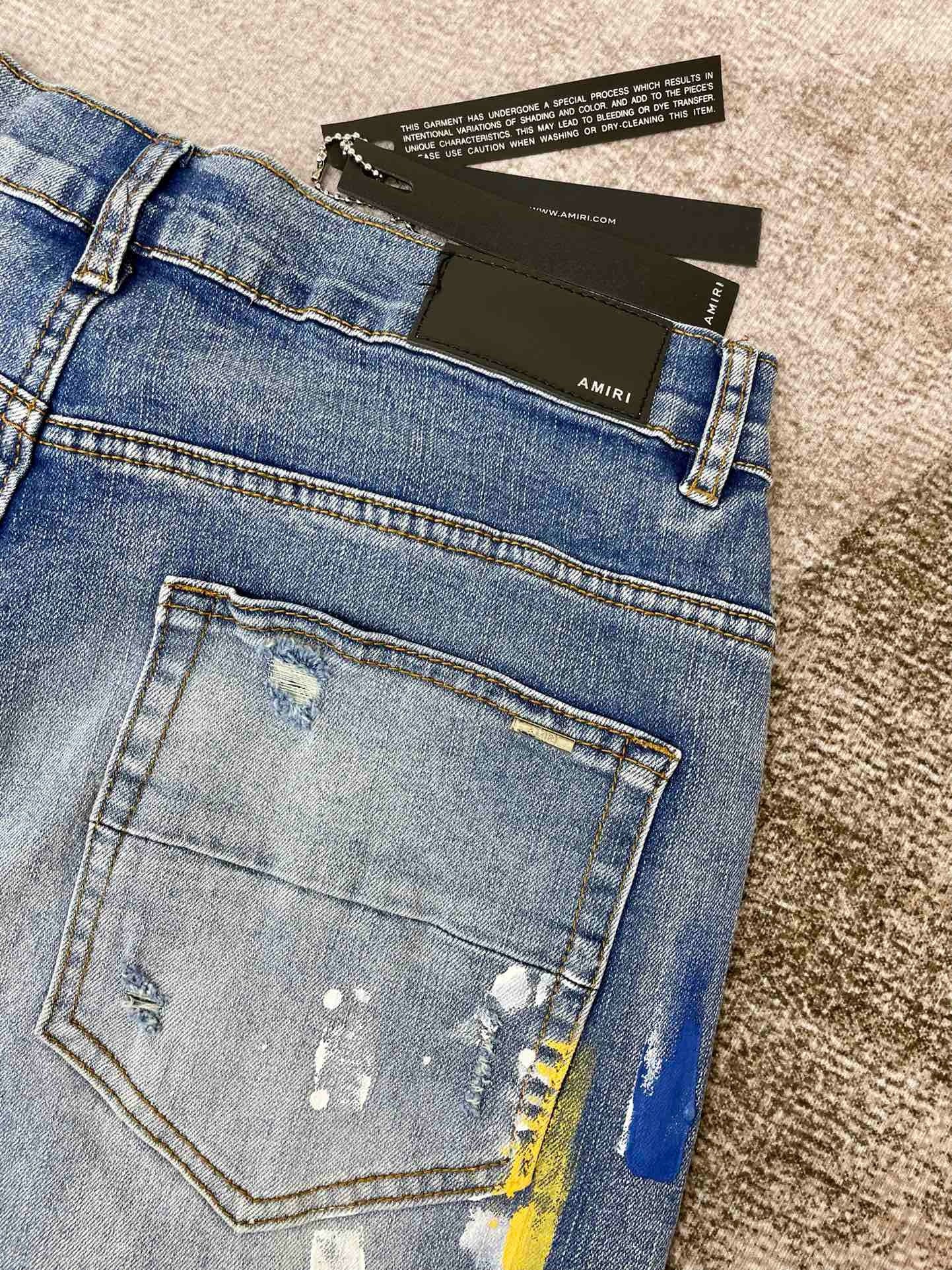 Amiri Jeans