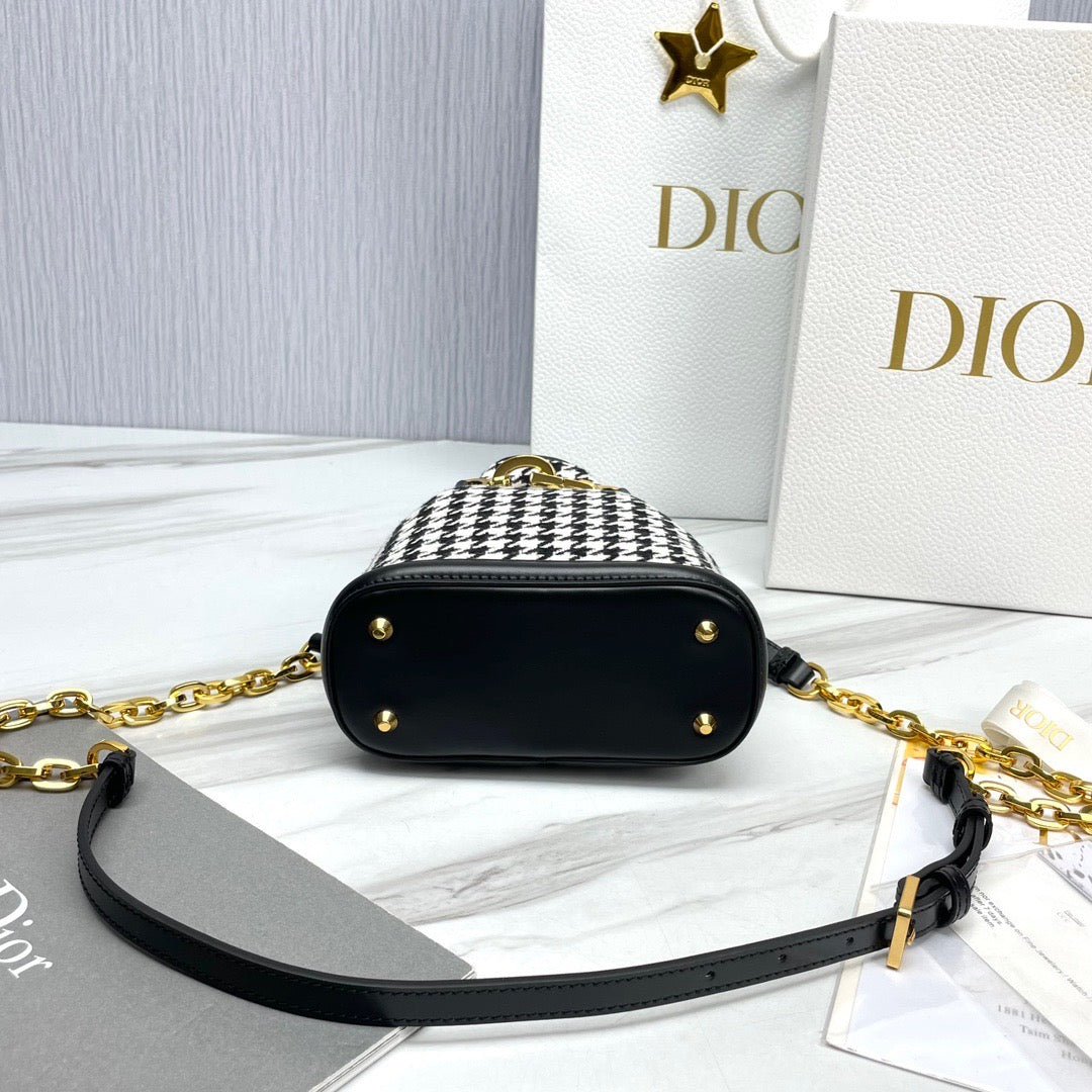 Bolso Dior C'est (17cm)