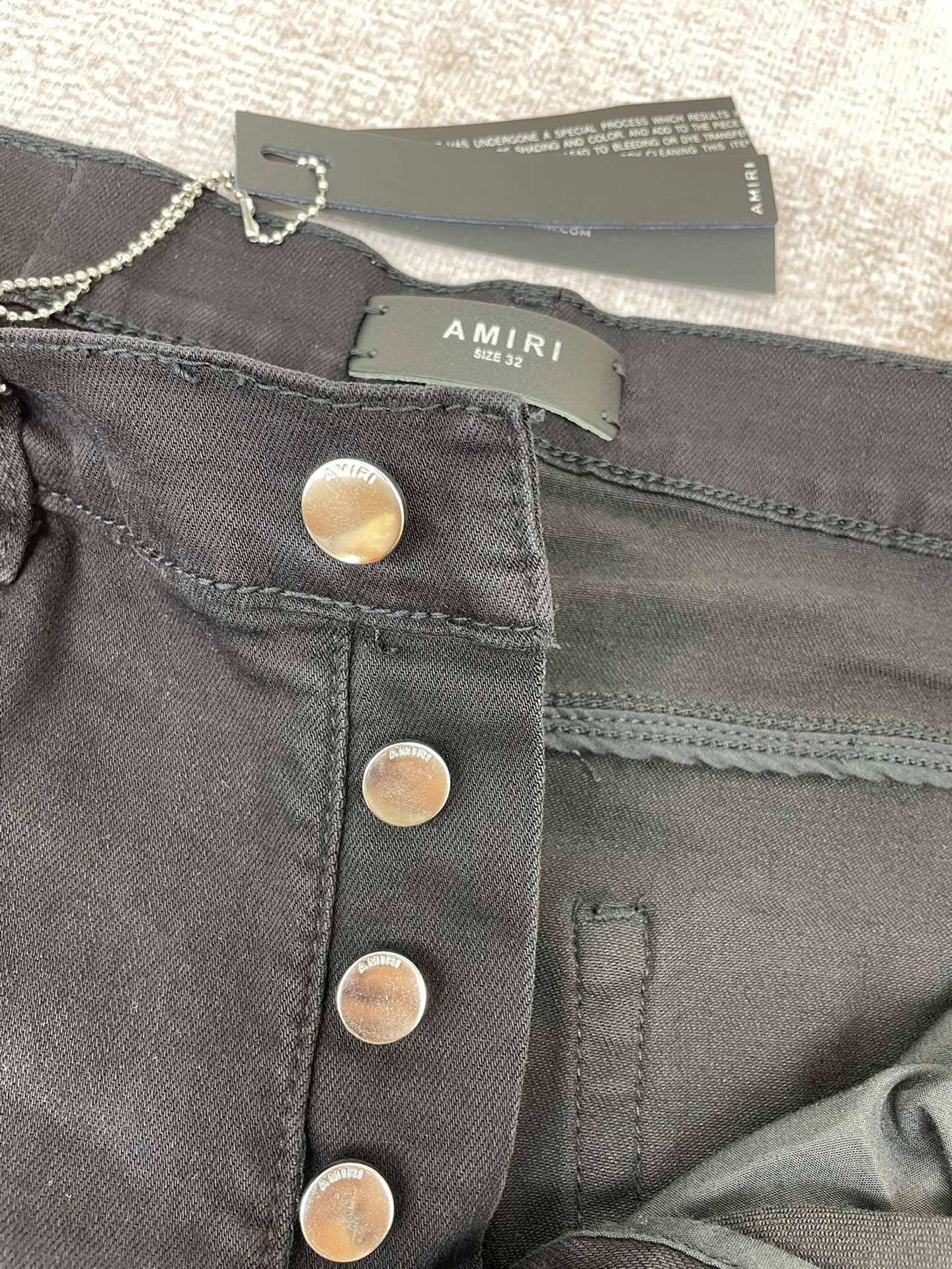 Amiri Jeans
