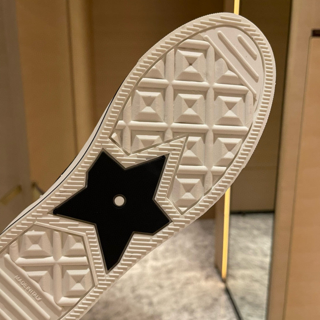 Dior Sneakers