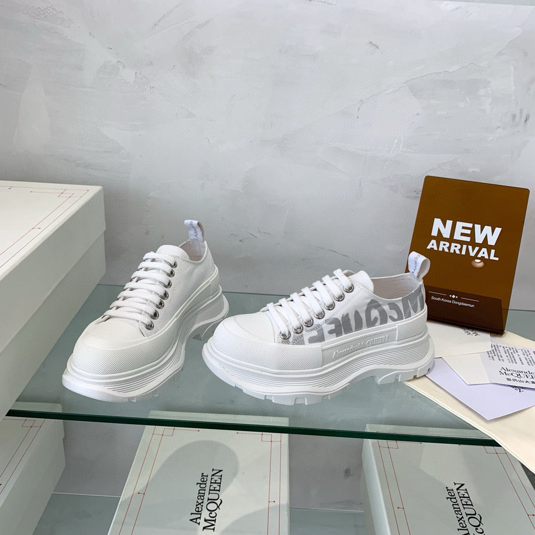 Alexander McQueen Sneakers