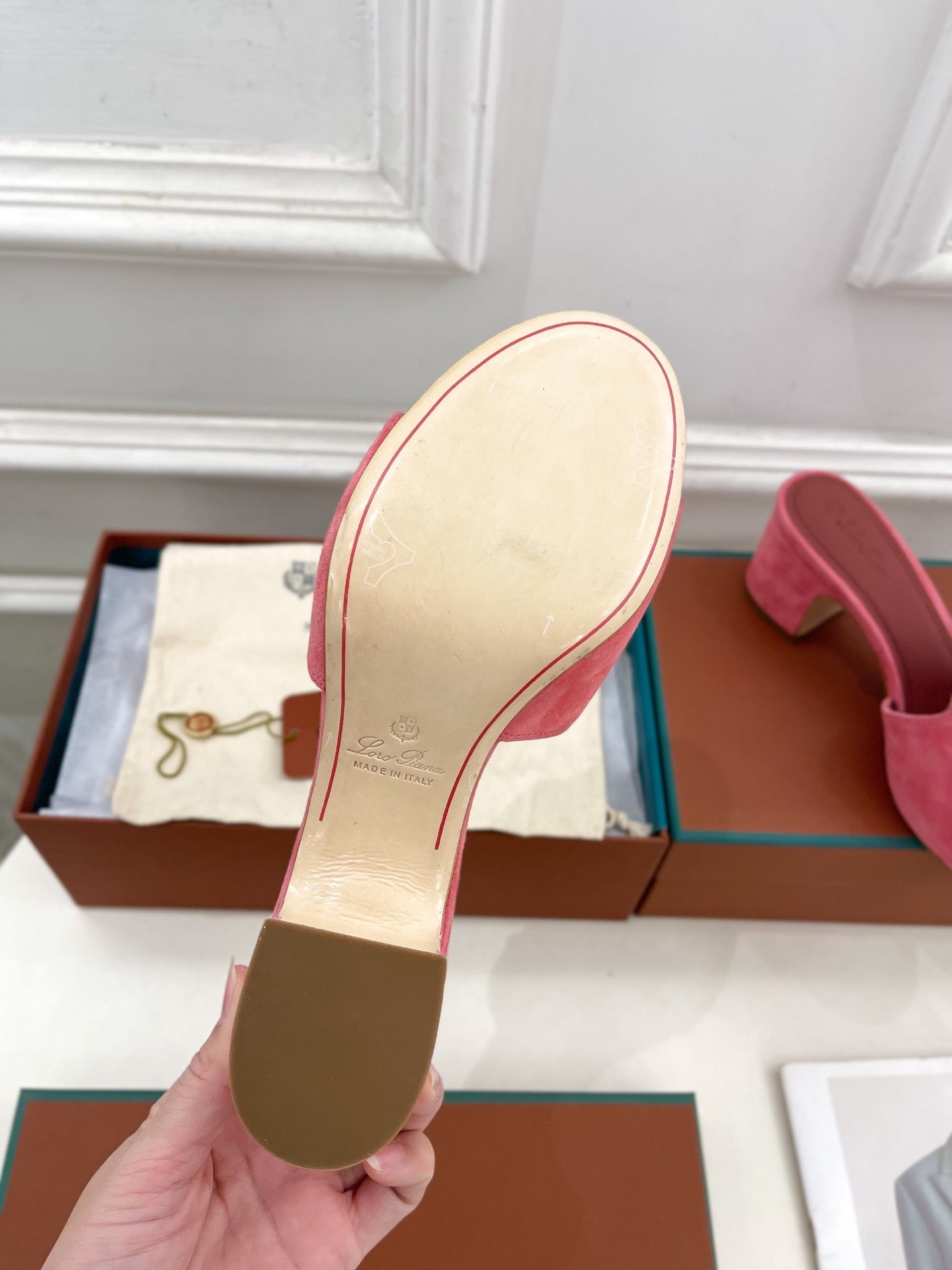 LP Sandals