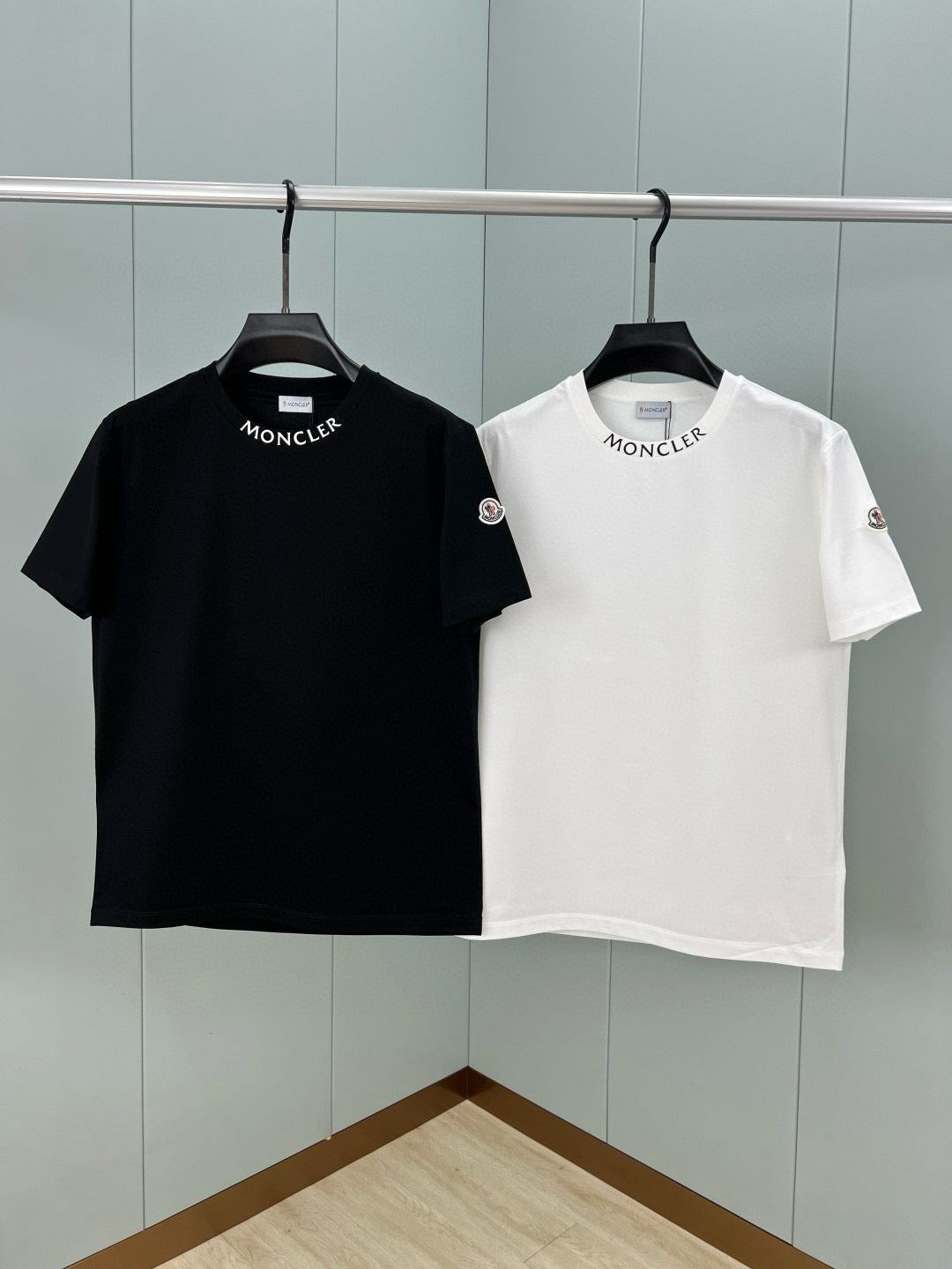 Moncler T-Shirt