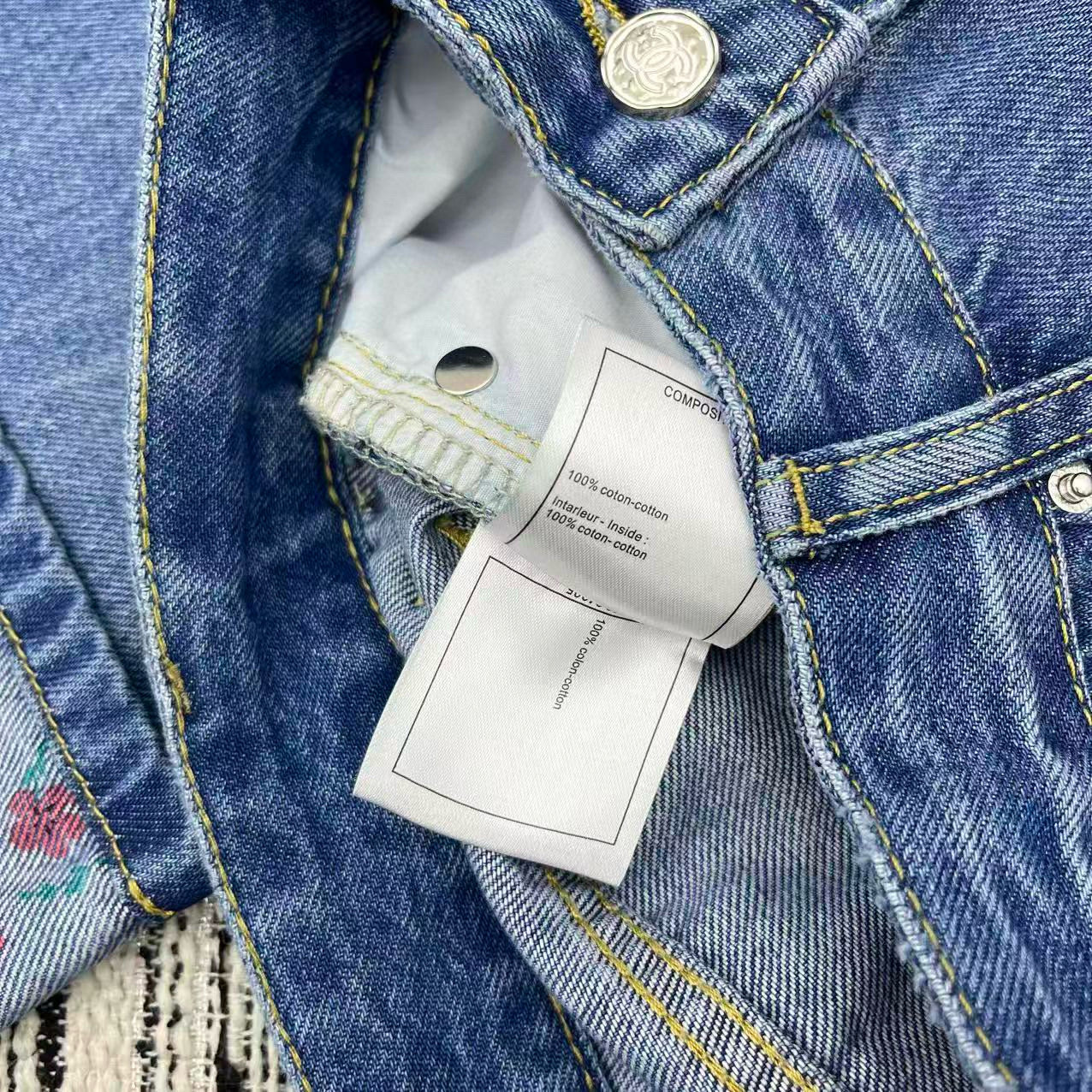 Chanel Jeans
