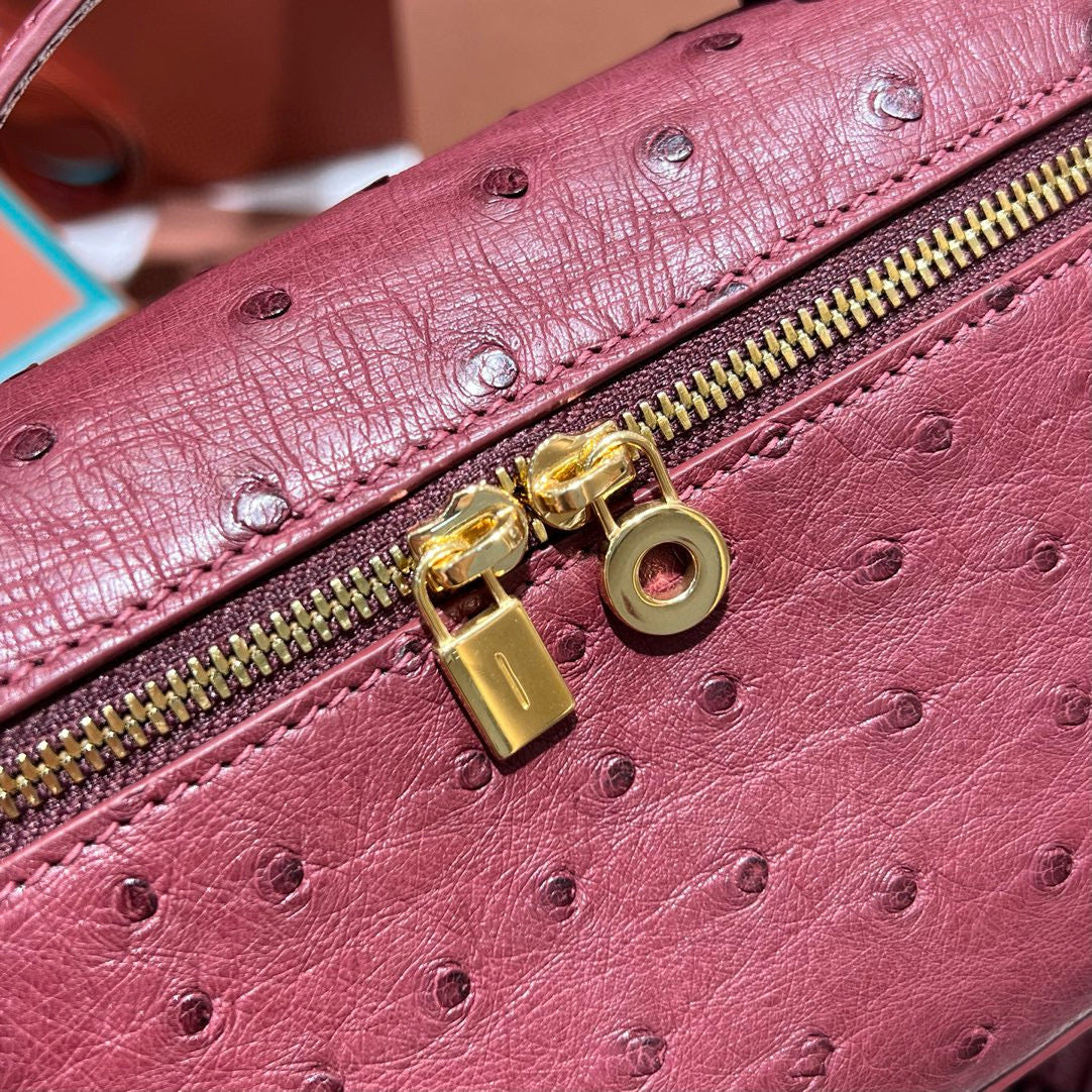 Loro Piana 19 Bag 19x7x12cm