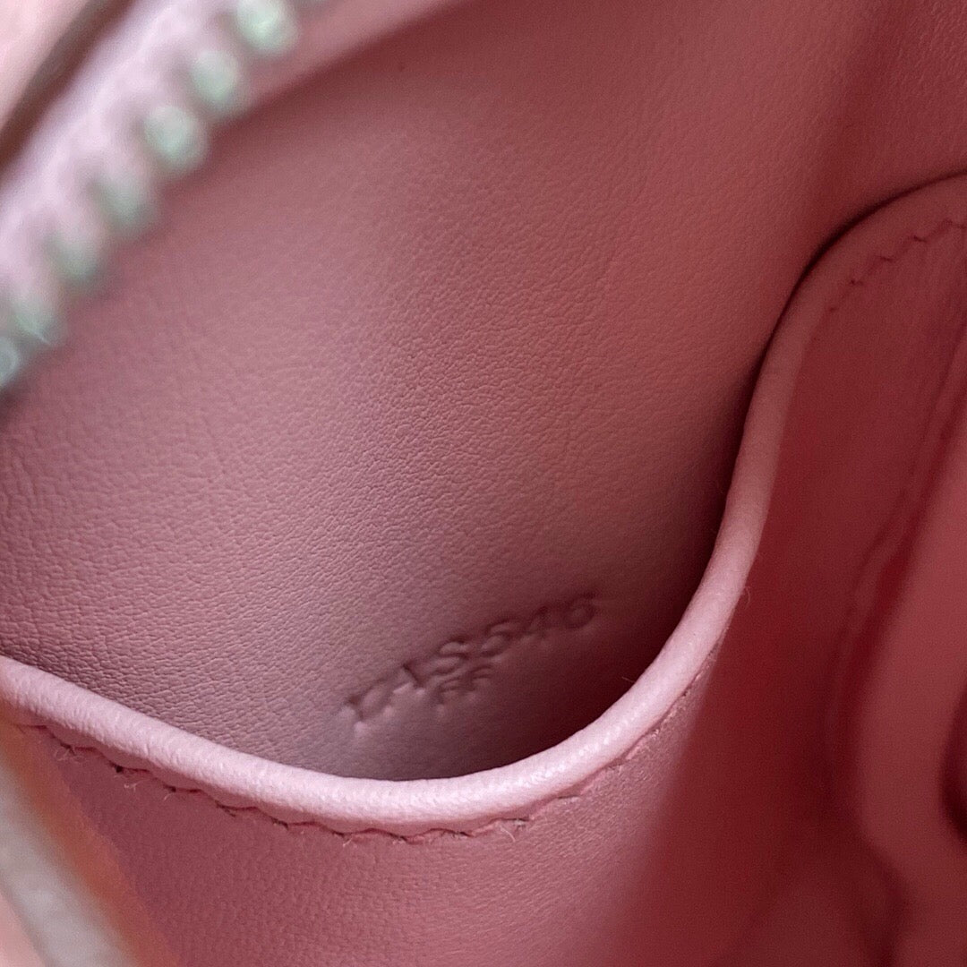 Hermes Mini Lindy, 19 cm, 1Q, piel TC