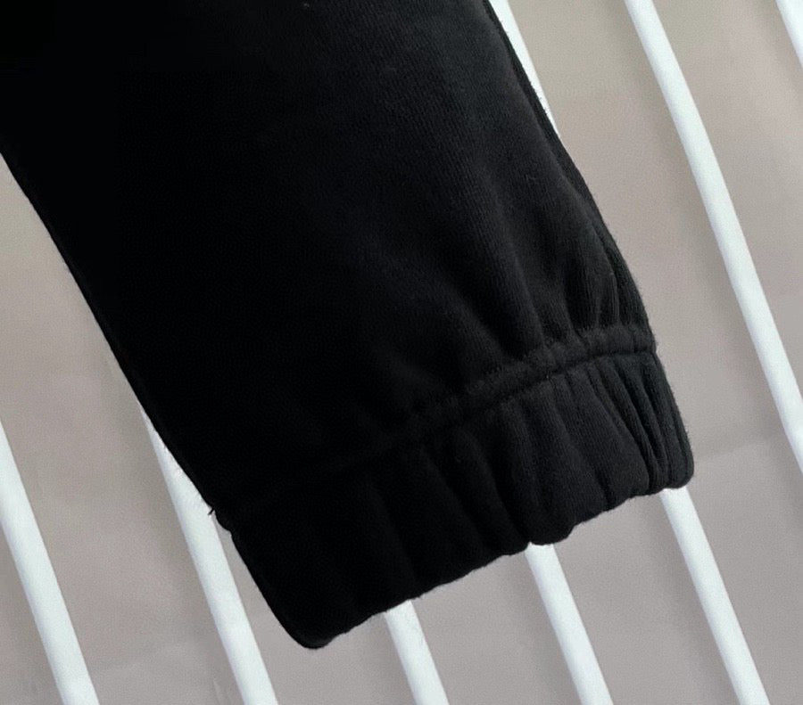 Pantalones largos GVC