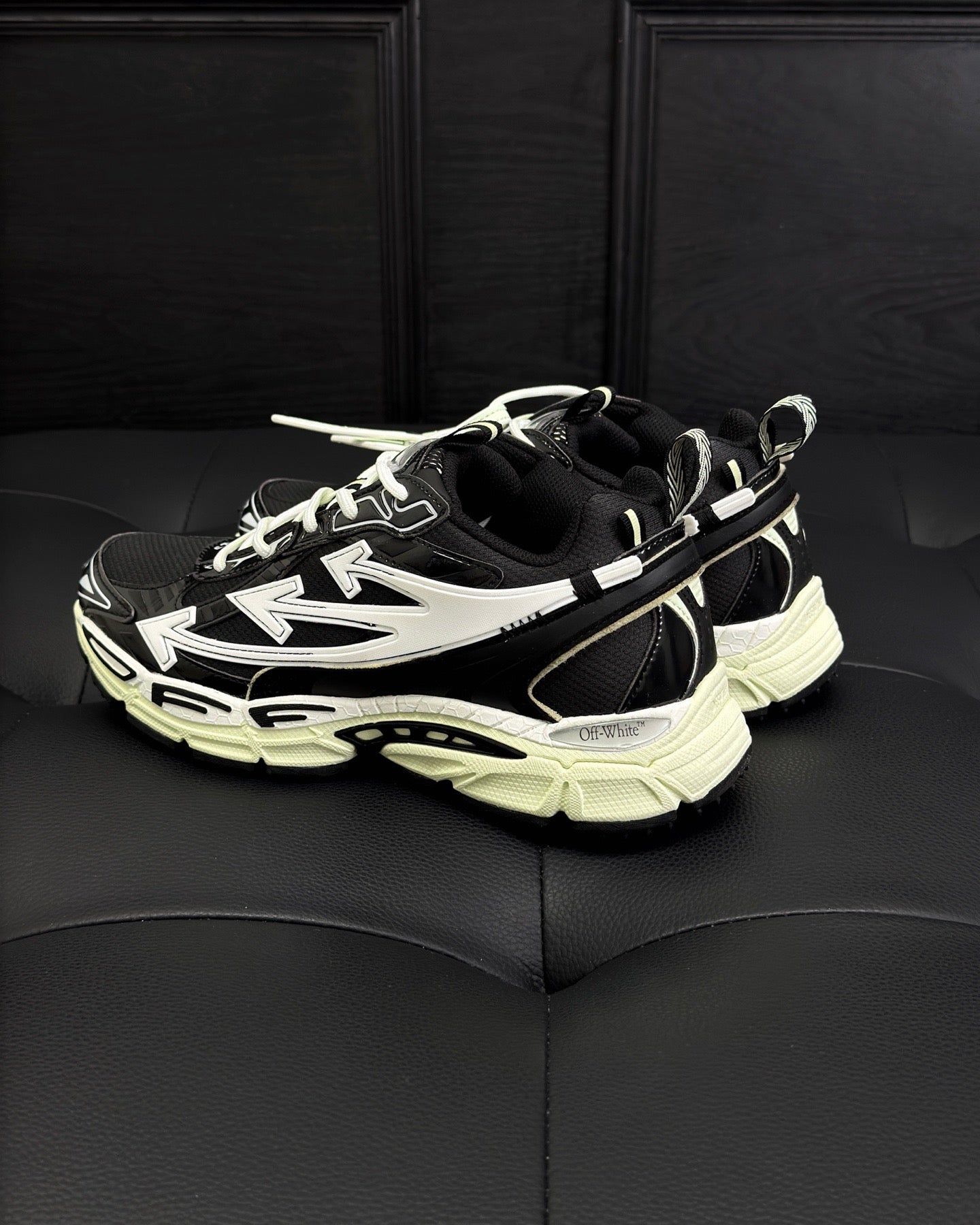 Off-White ODSY 1000 Sneaker