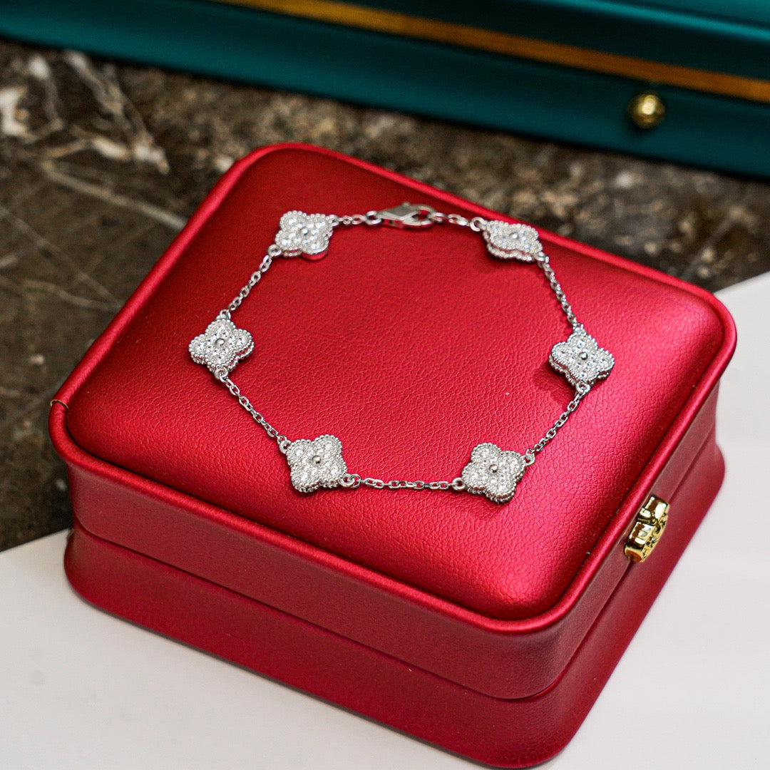 Van Cleef & Arpels Bracelet