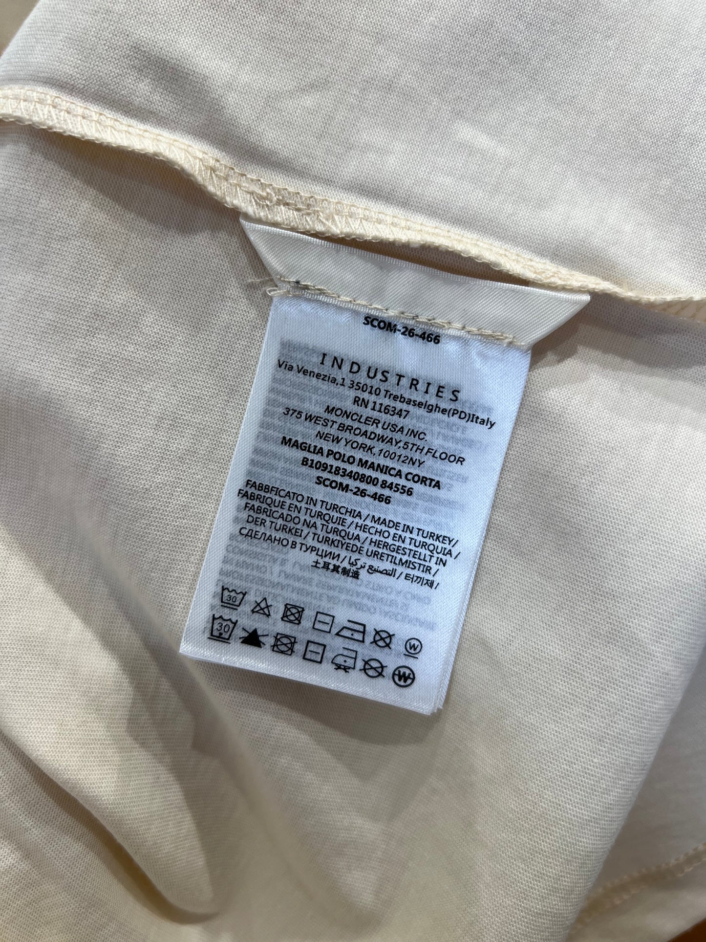 Moncler T-shirt