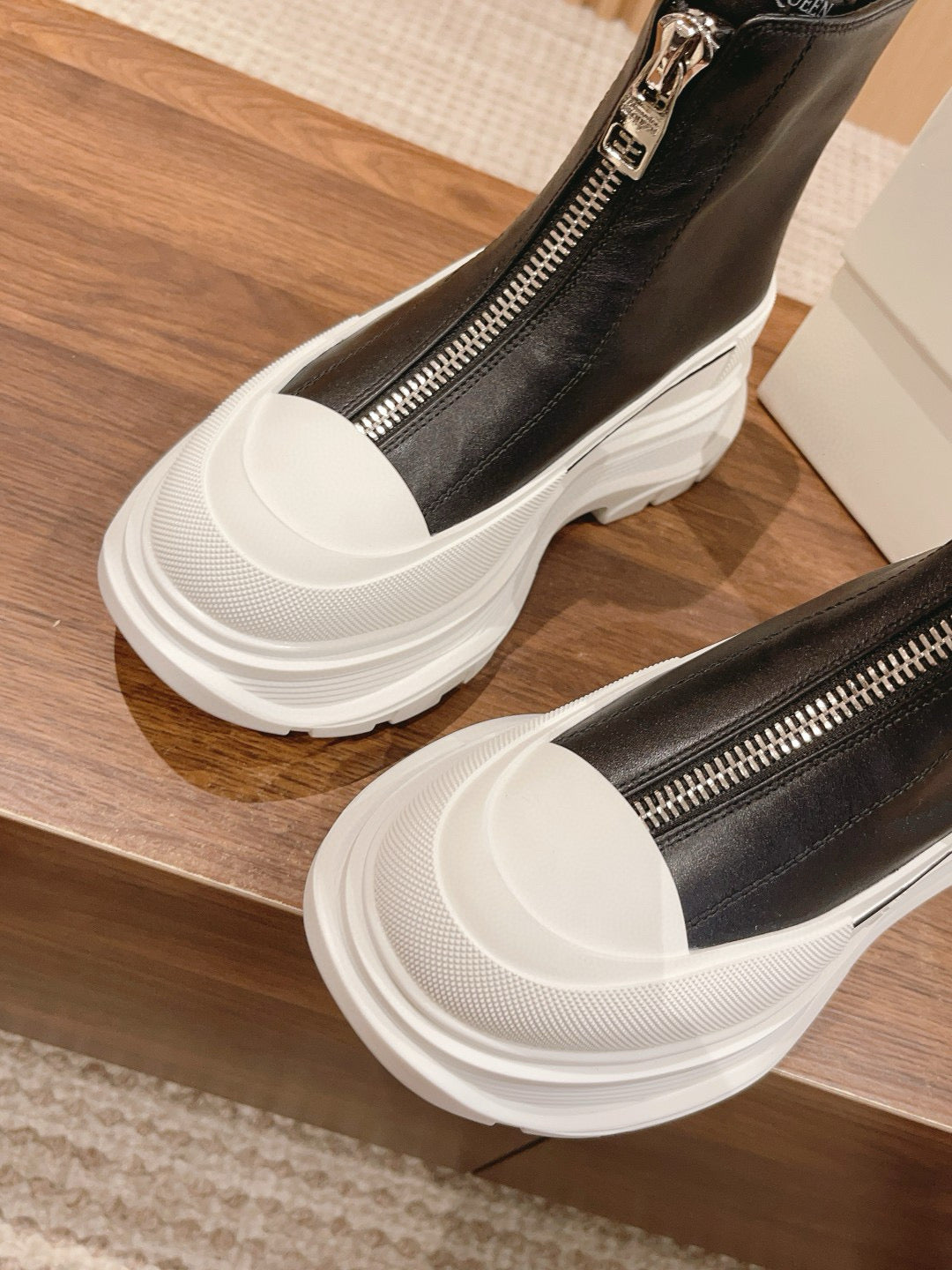 Alexander McQueen Sneakers