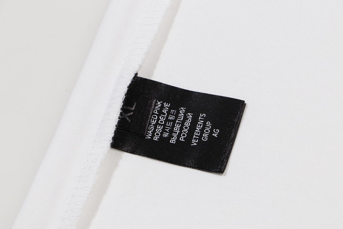 Vetements T-Shirt
