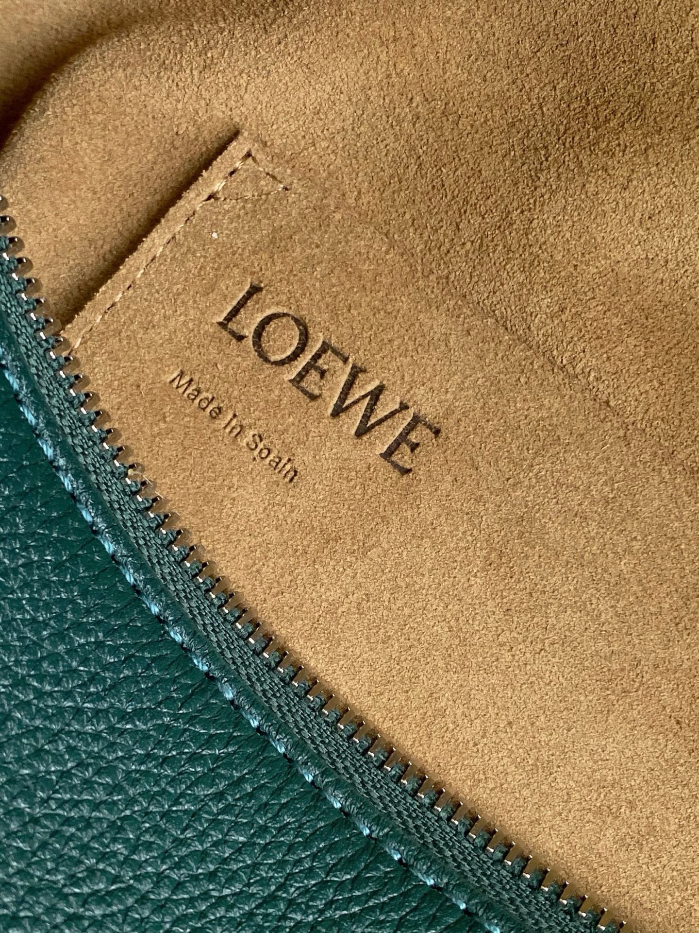 Loewe Puzzle