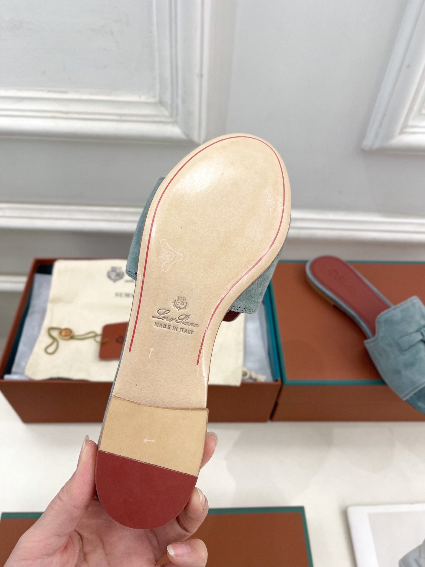 LP Sandals