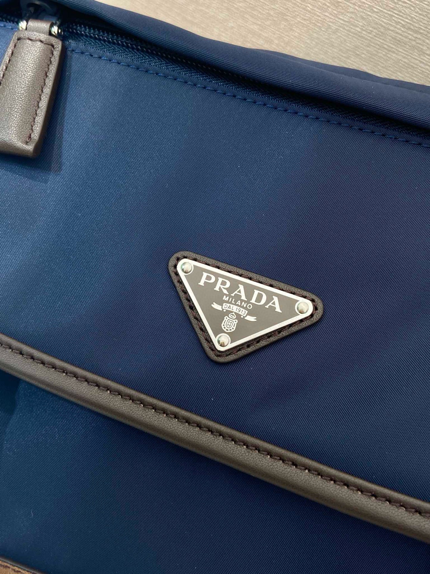 Prada Messenger Bag 20x19x10CM