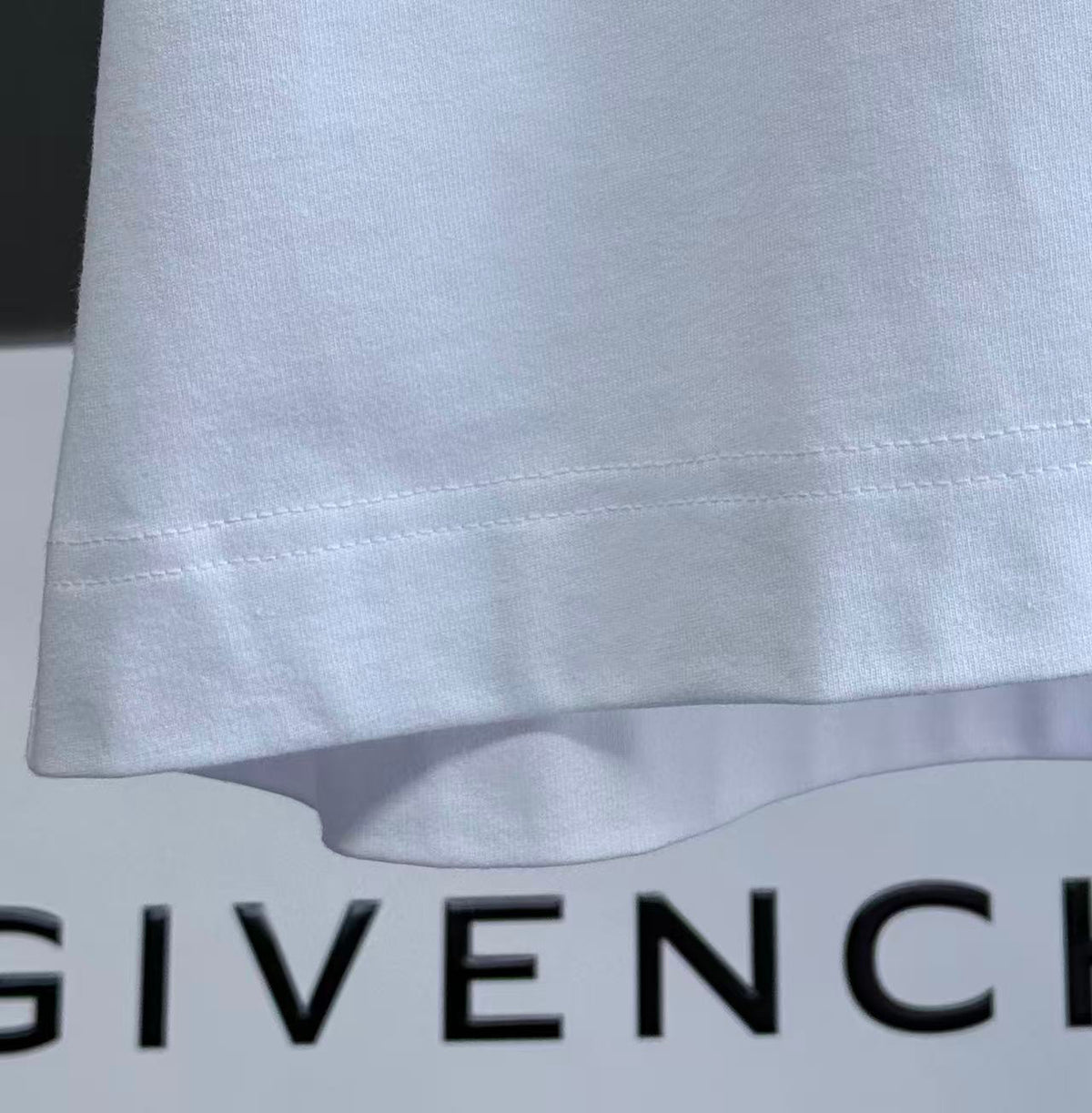 Givenchy T-Shirt