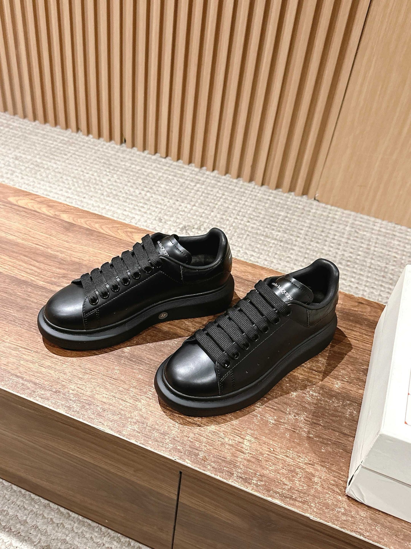 Alexander McQueen Sneakers