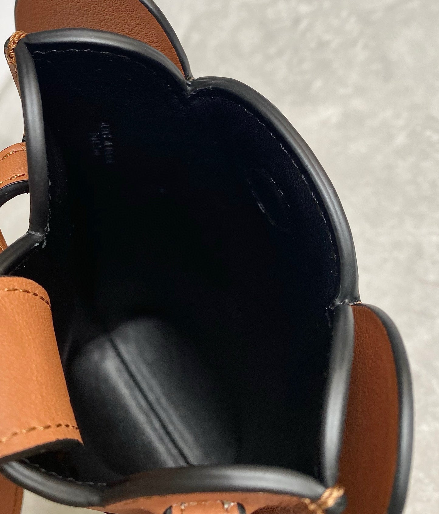 Loewe Elephant Phone Bag(8x4x19cm)