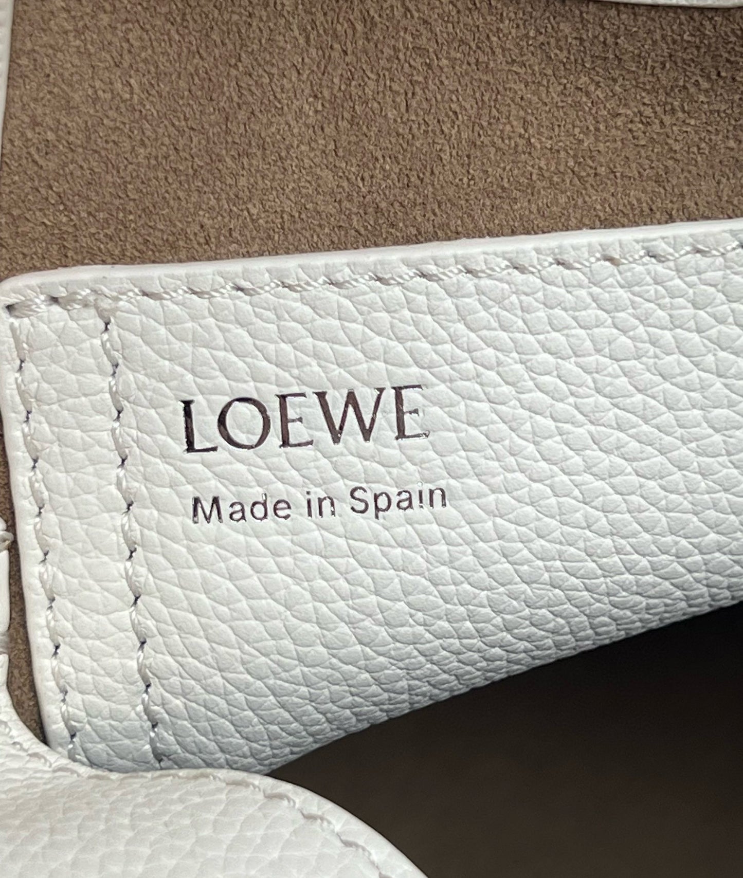 Loewe Pebble Bucket Bag(16x16x19.5cm)