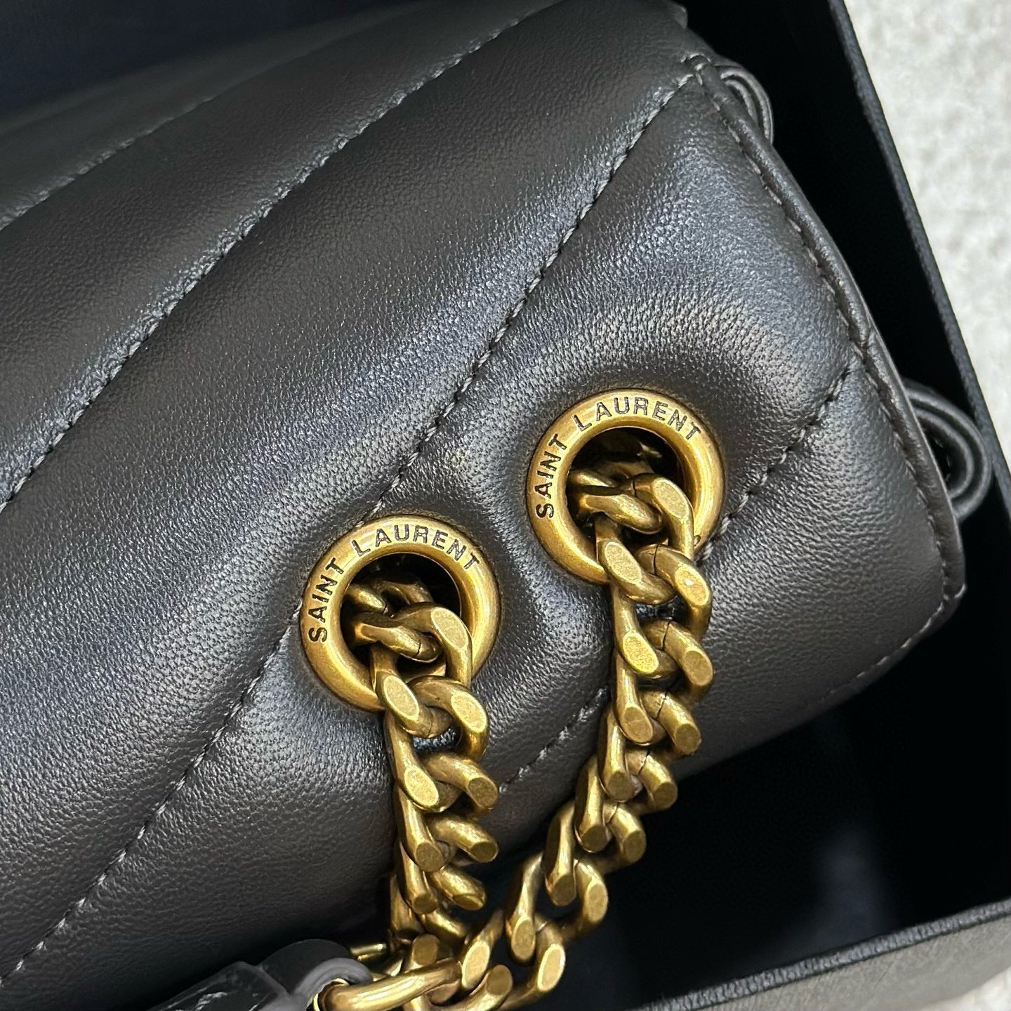 YSL Loulou Shoulder Bag 29x17x8cm