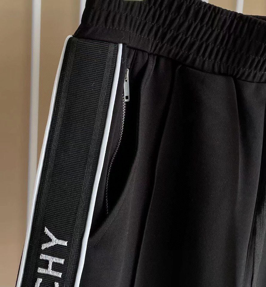 Pantalones cortos gvc