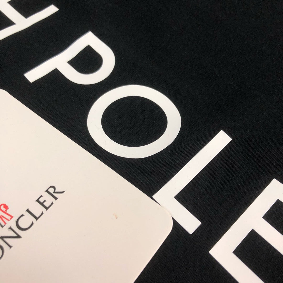 Moncler T-shirt