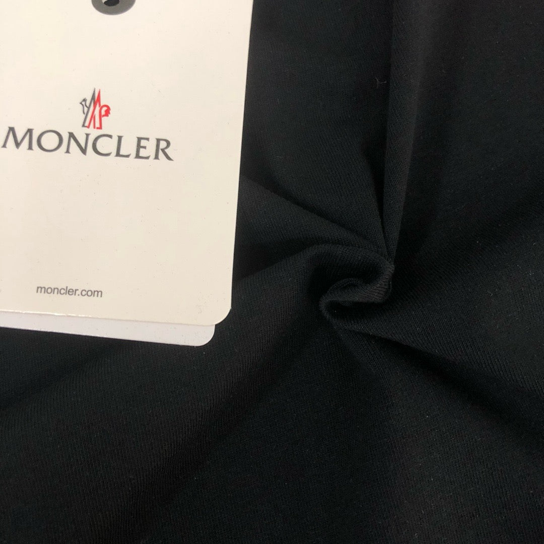 Moncler T-shirt