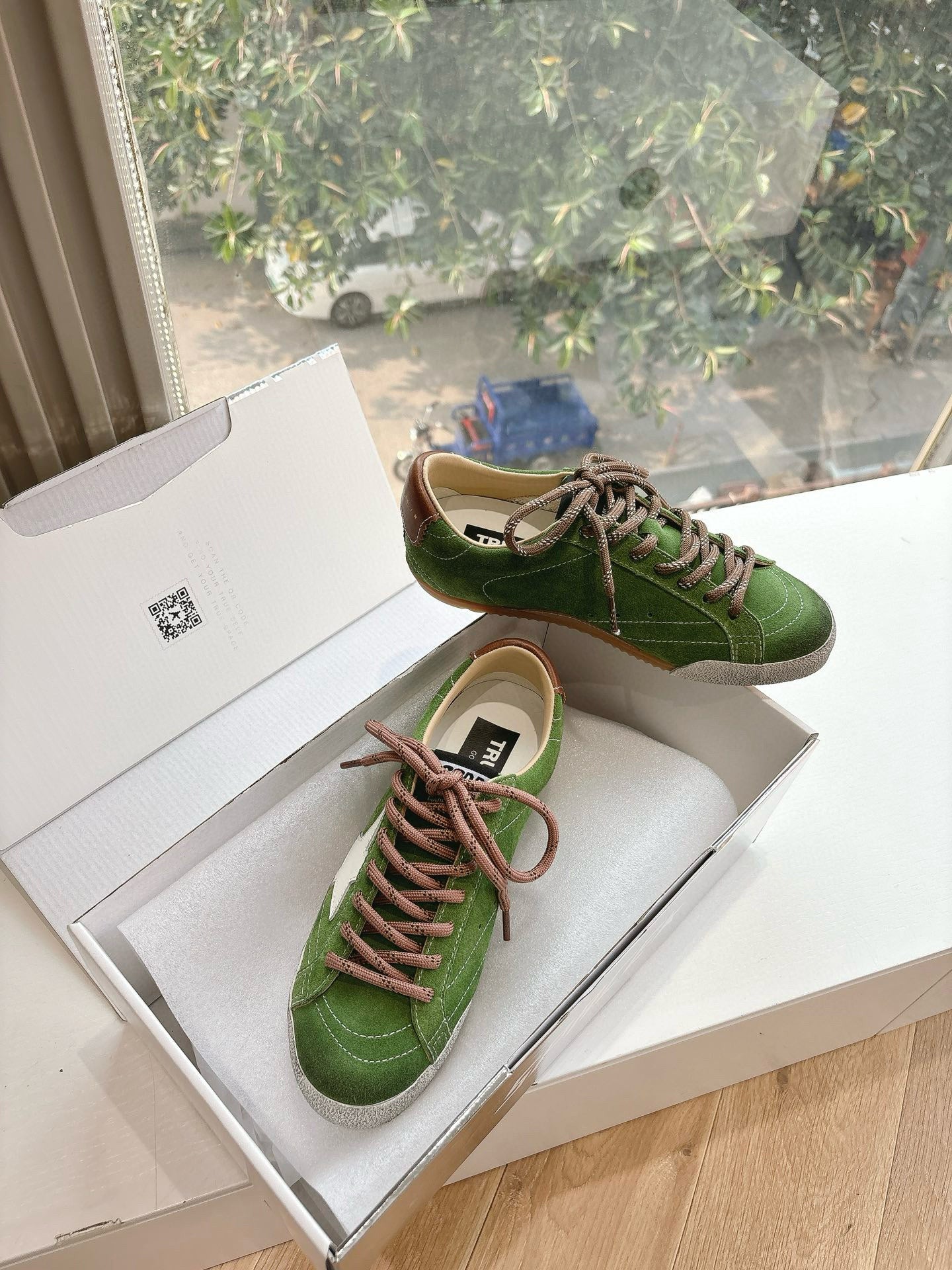 Golden Goose Sneaker