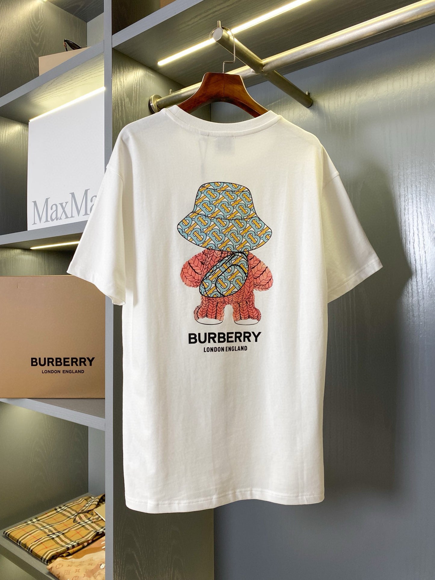 Burberry T-Shirt