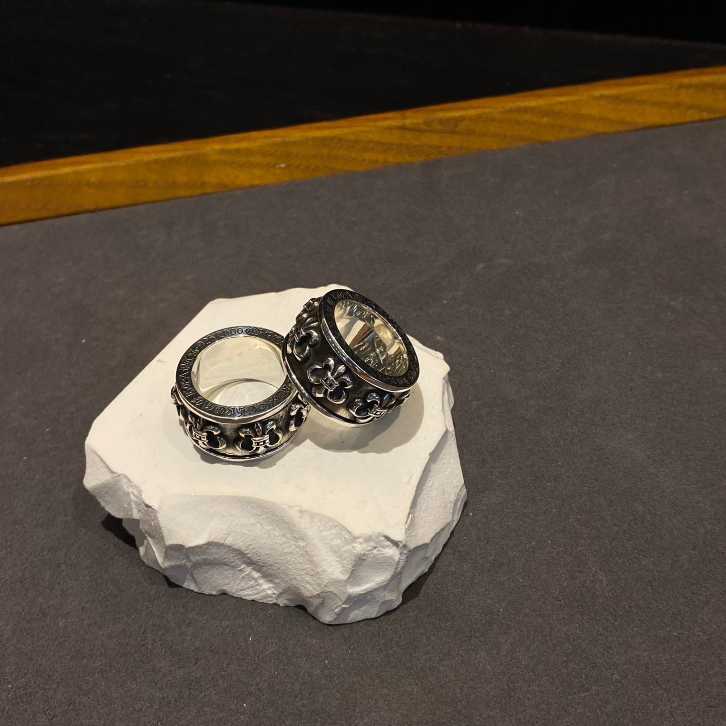 Anillo Corazones Cromados