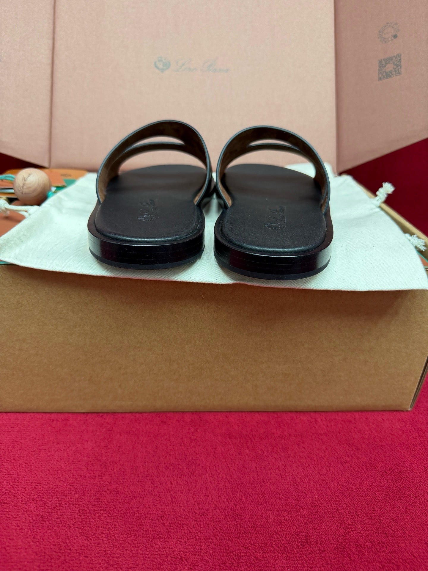 LP Sandal