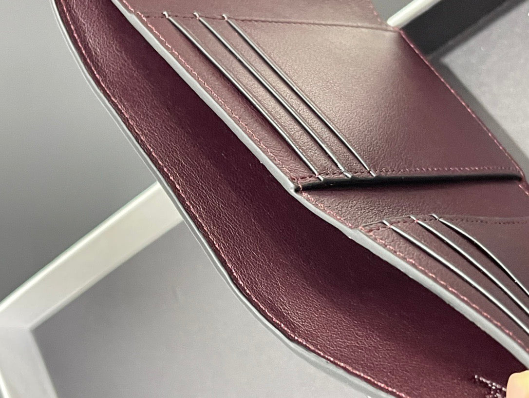 Loewe Wallet