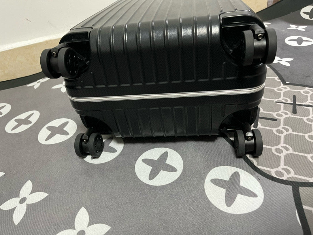 Rimowa Luggage Hybrid