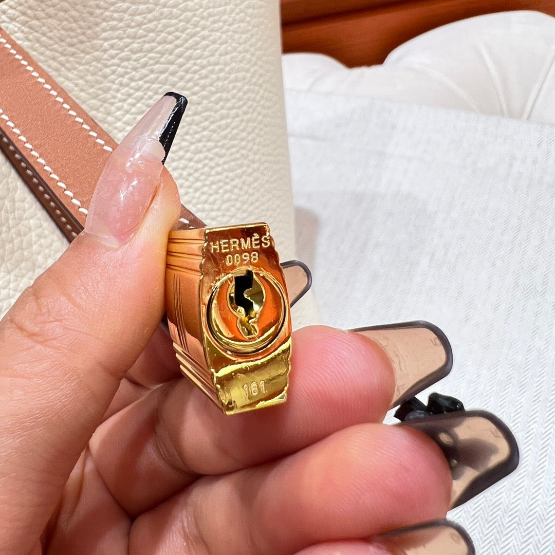 Hermes Picotin Lock 18