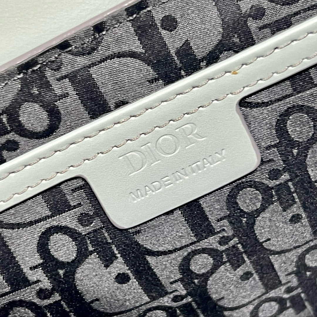 Bolsa con colgante de CD