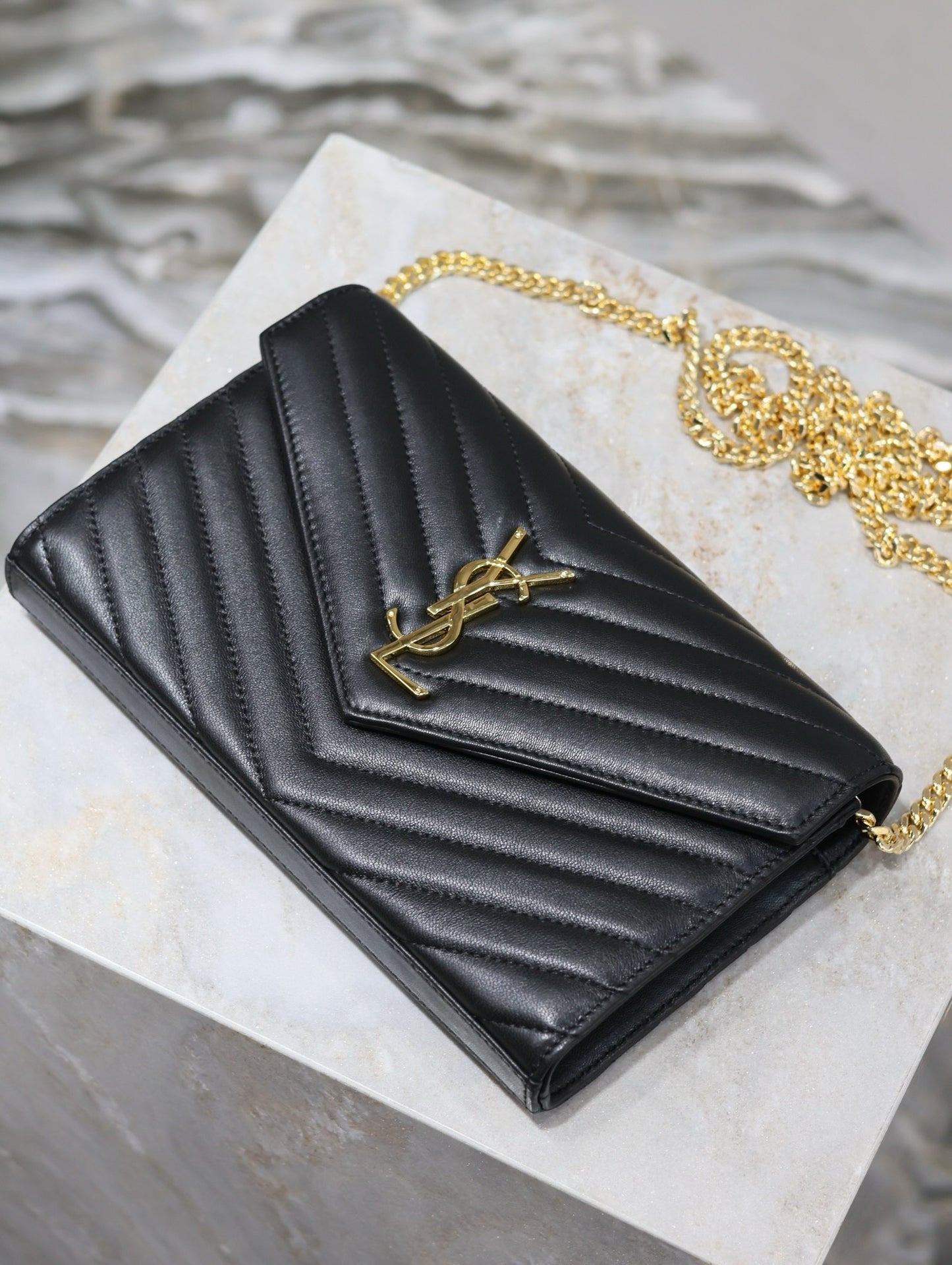 YSL Envelope 22.5cm