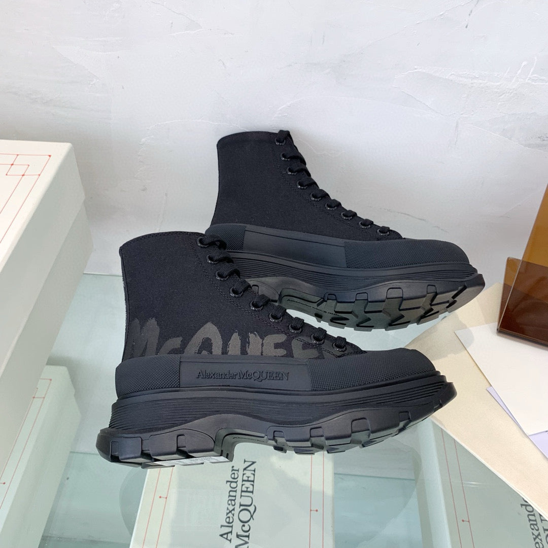 Alexander McQueen Sneakers