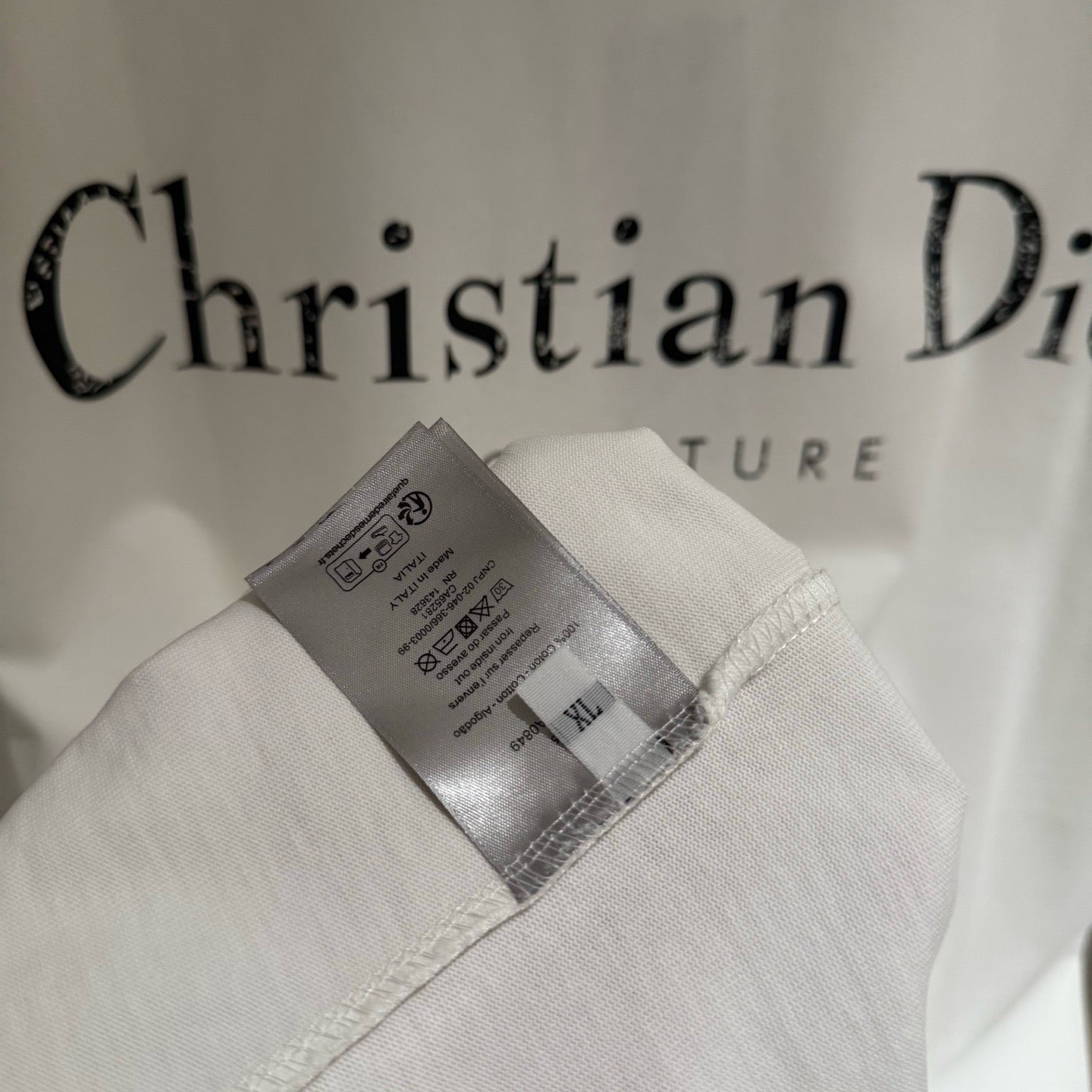 Dior T-shirt