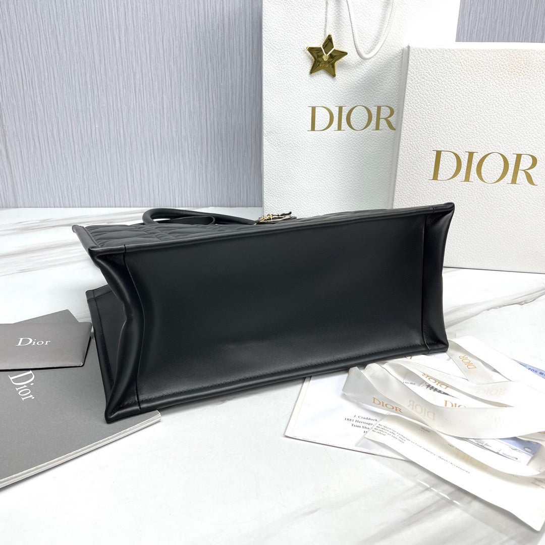 Bolso Dior (36 cm)
