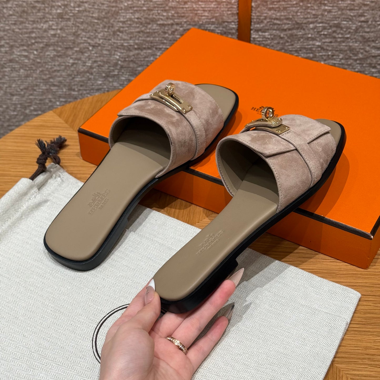 Hermes Slippers