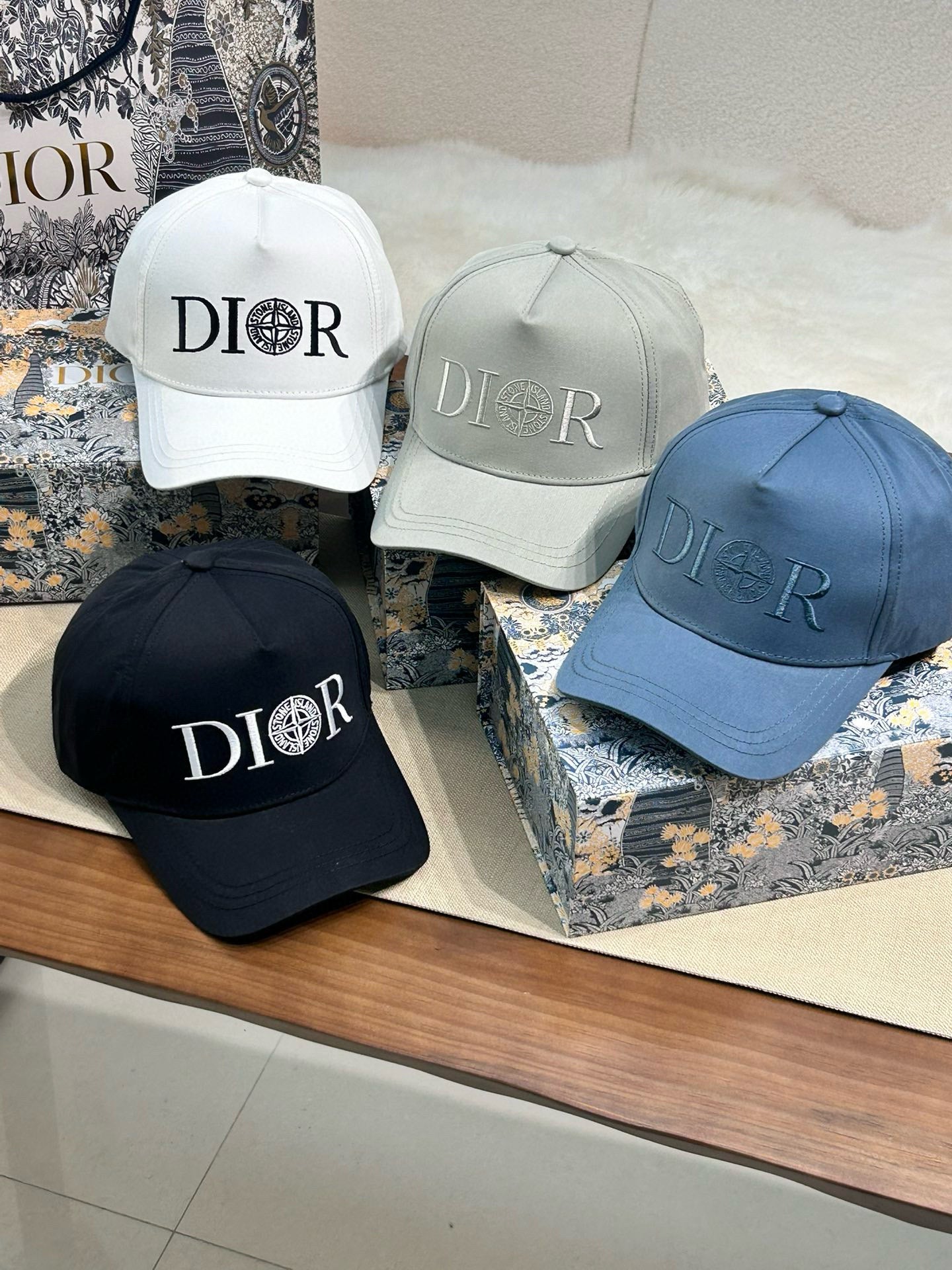 Dior Cap