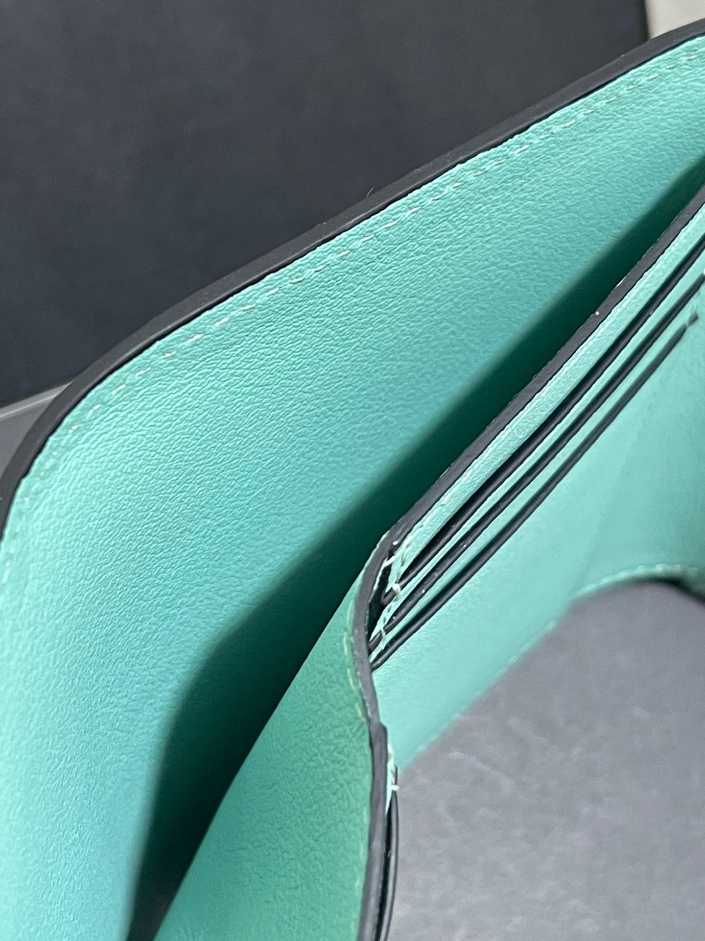 Loewe Wallet