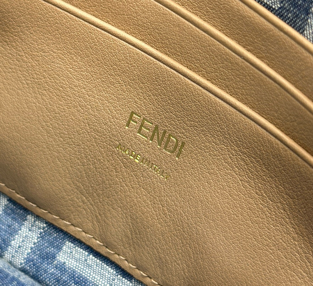 Fendi Baguette Mini