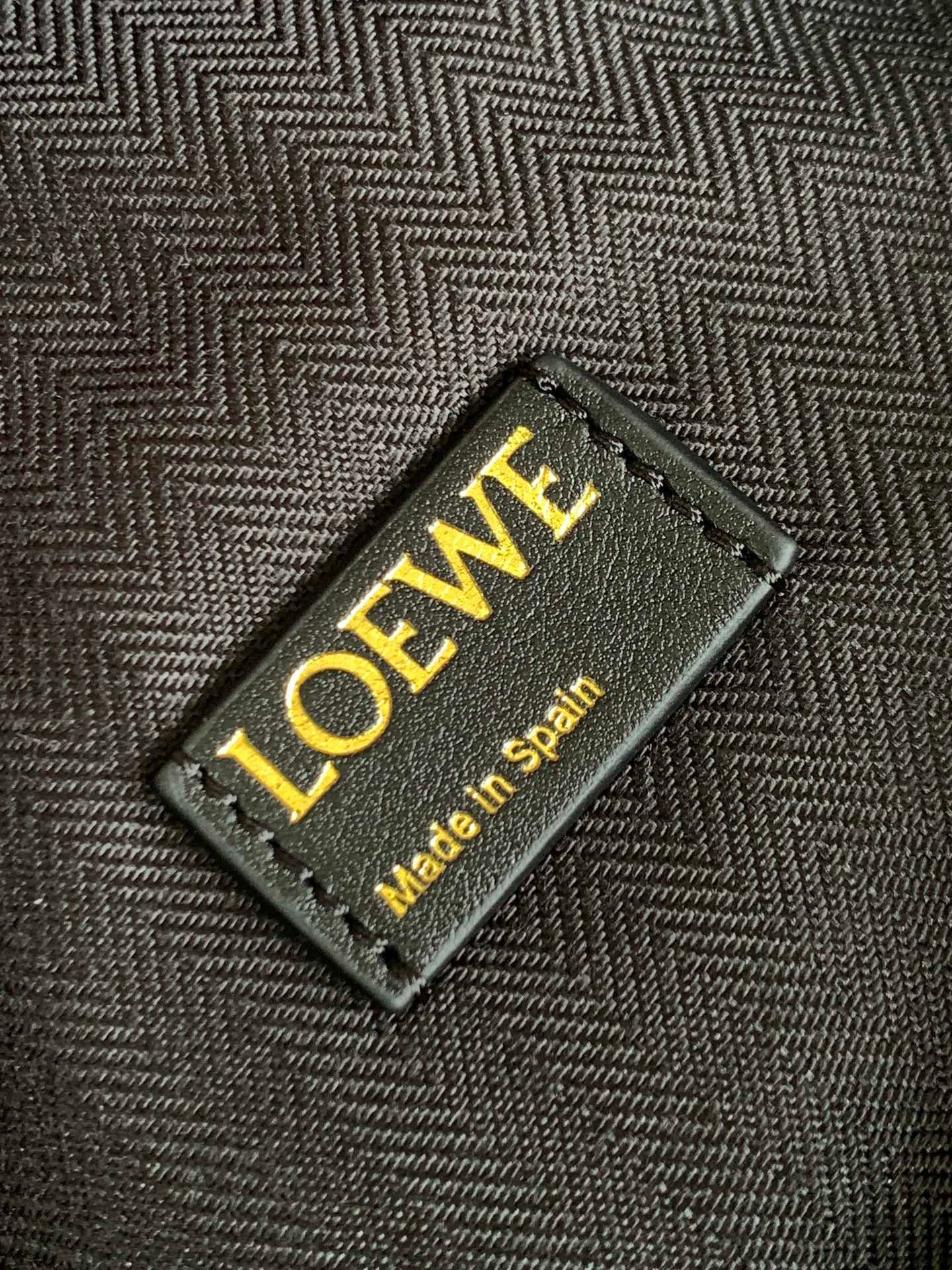 Loewe Cubi