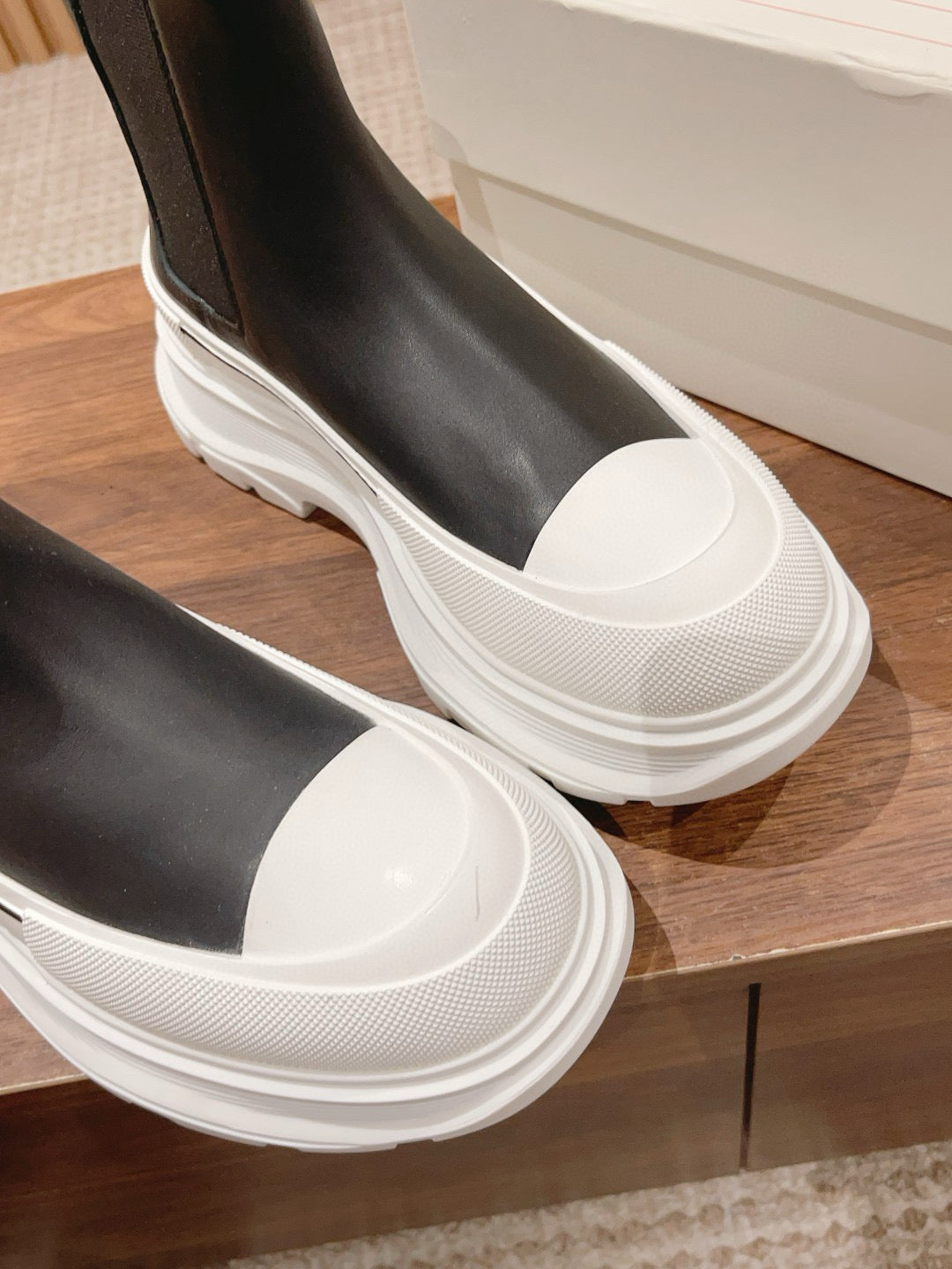 Alexander McQueen Sneakers